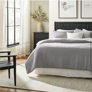 Elegant Gray Bedding Set